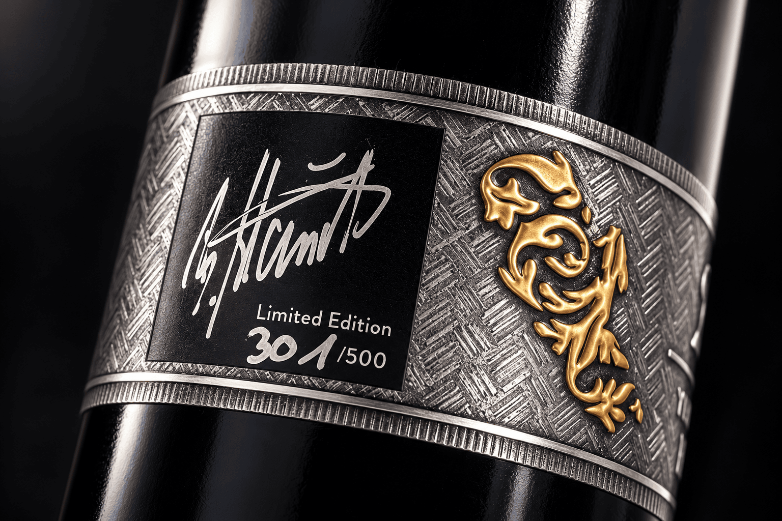 Close-up of Bernd Mayländer’s silver signature and edition number on the Legacy 750 ml bottle.