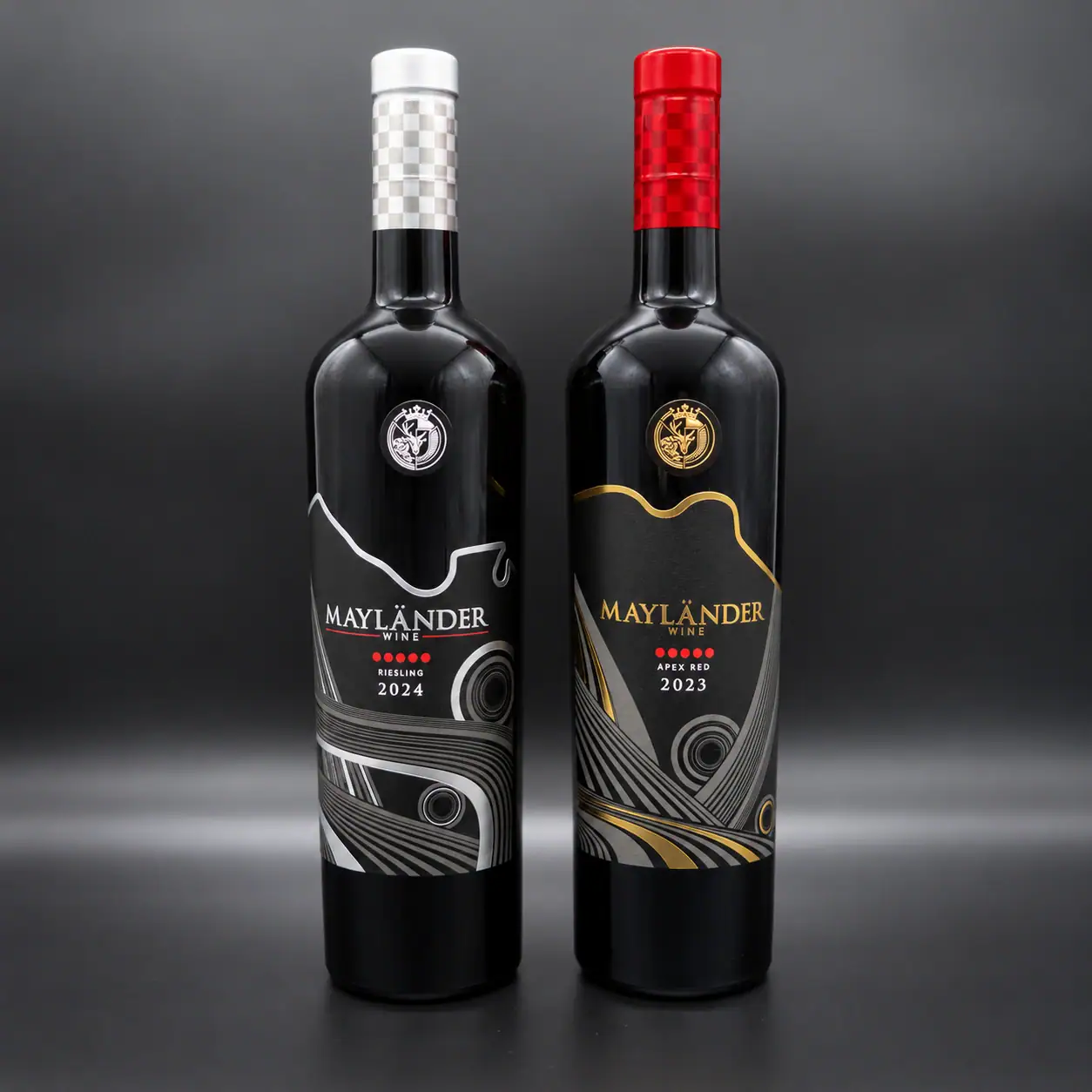 Mayländer Apex Duo : bouteilles de Riesling 2024 et d'Apex Red 2023
